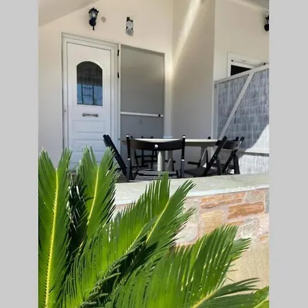 Panos Rooms Modern 3-Bedroom Apartment Andros Town Exterior photo